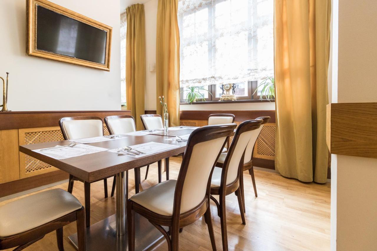 Hotel Vabank Golub-Dobrzyń Esterno foto