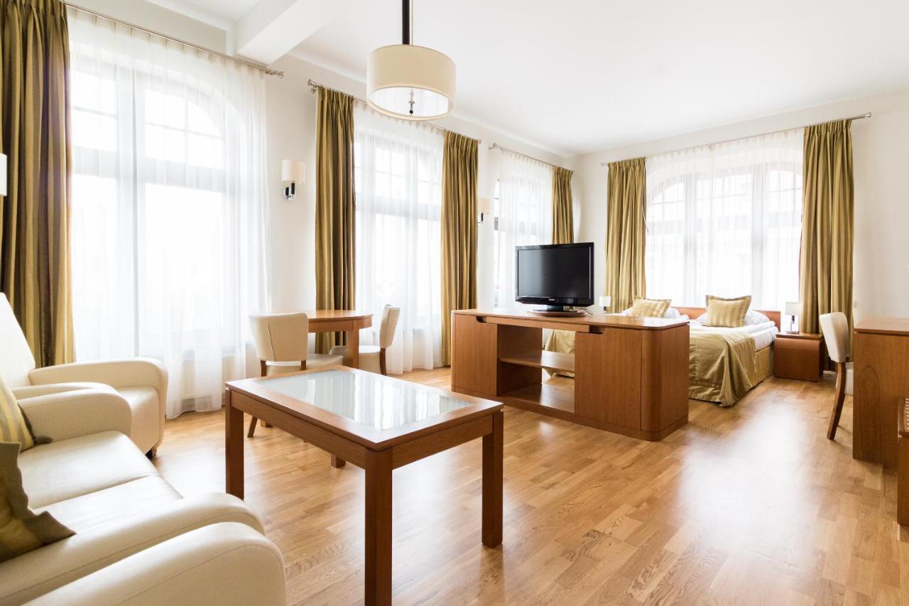 Hotel Vabank Golub-Dobrzyń Esterno foto