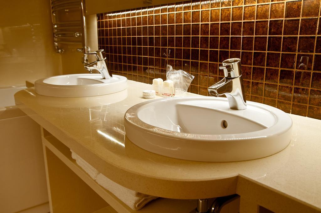 Hotel Vabank Golub-Dobrzyń Esterno foto