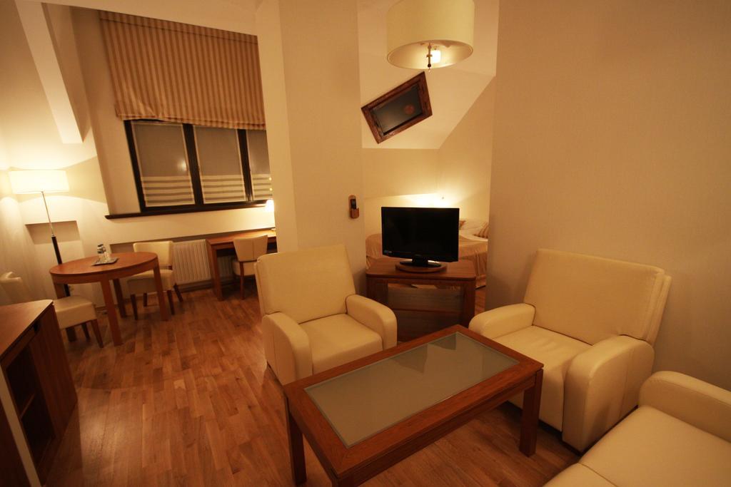 Hotel Vabank Golub-Dobrzyń Esterno foto